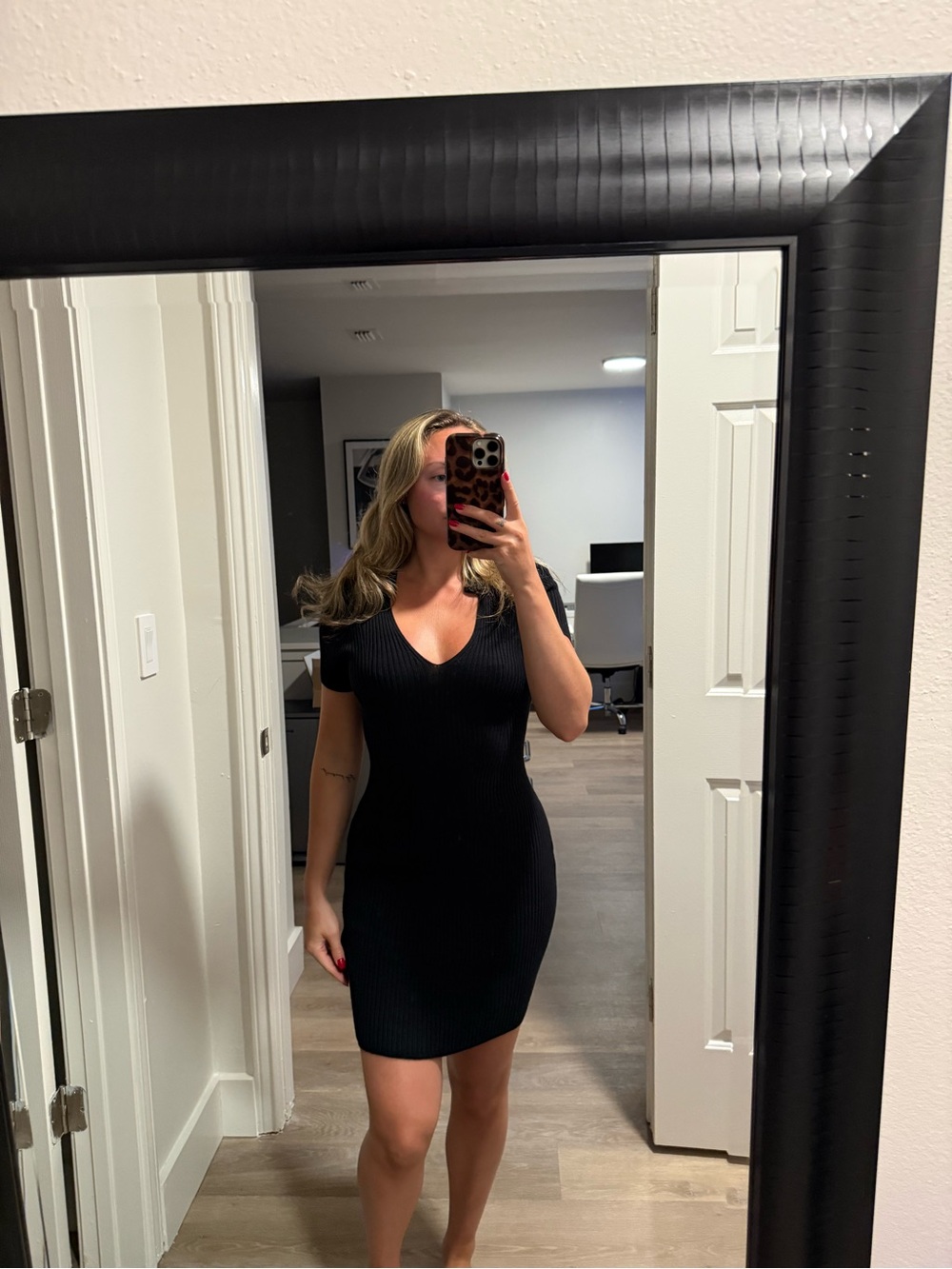 Abercrombie & Fitch Black Ribbed V-Neck Mini Dress